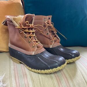 L.L. Bean Bean Boots Women’s Tan 8" Real Shearling-Lined Insulated 9 Free People